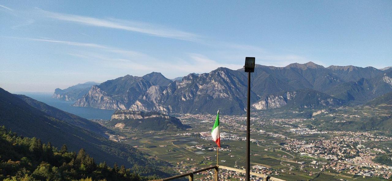 Casavarone Riva del Garda Ngoại thất bức ảnh
