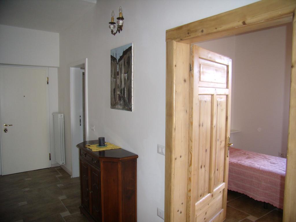 Casavarone Riva del Garda Phòng bức ảnh