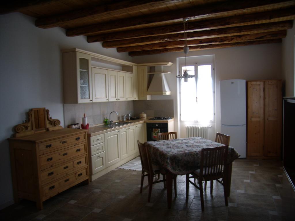 Casavarone Riva del Garda Phòng bức ảnh